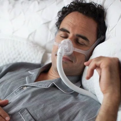 Kit CPAP AirSense S11 Autoset com Máscara Nasal Wisp em Silicone/Tecido