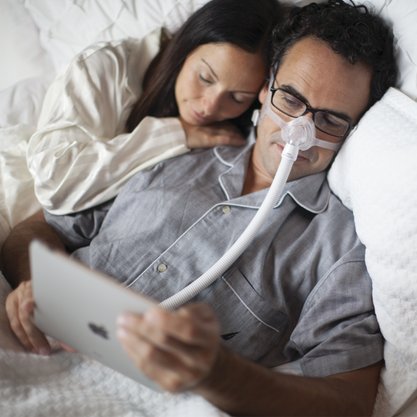 KIT CPAP Automático Dreamstation + Umidificador e Wisp Philips Silicone