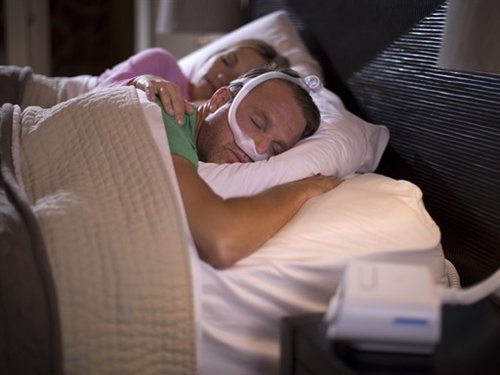 KIT CPAP DreamStation Auto + Umidificador + Dreamwear